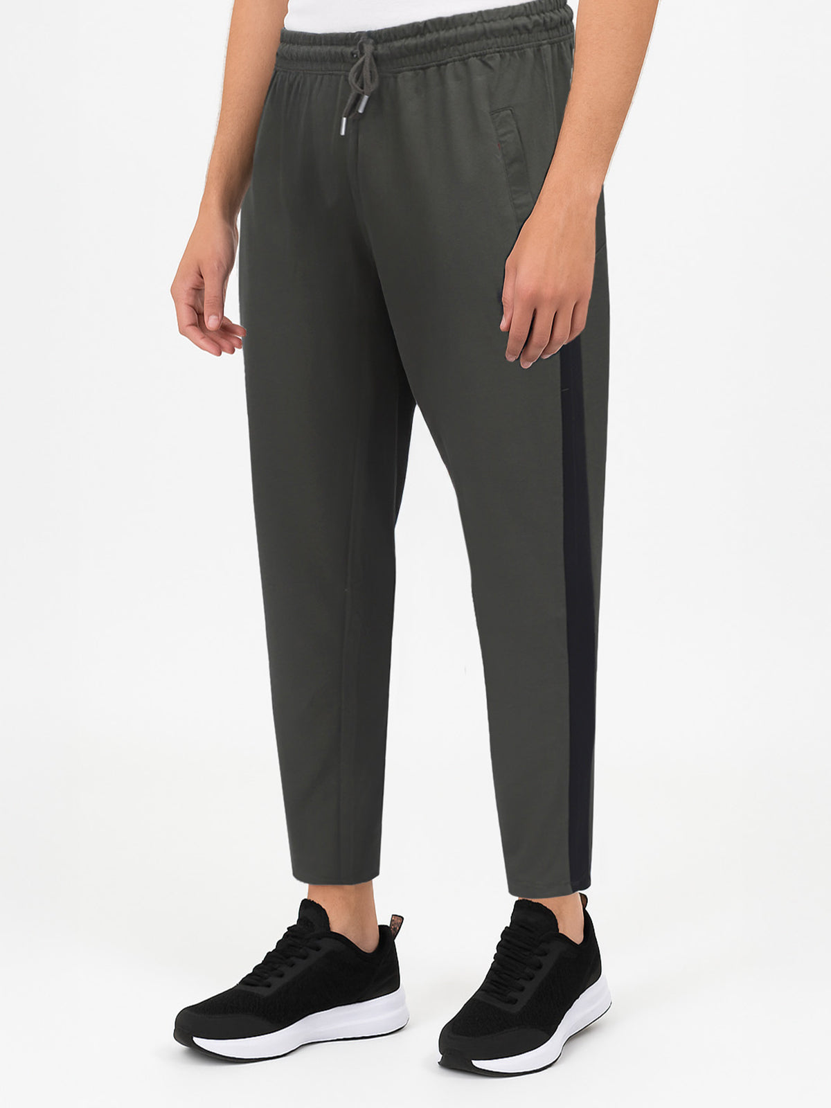 OLIVEGREEN