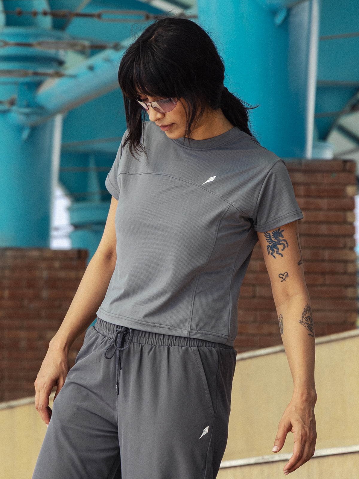 DARK GREY