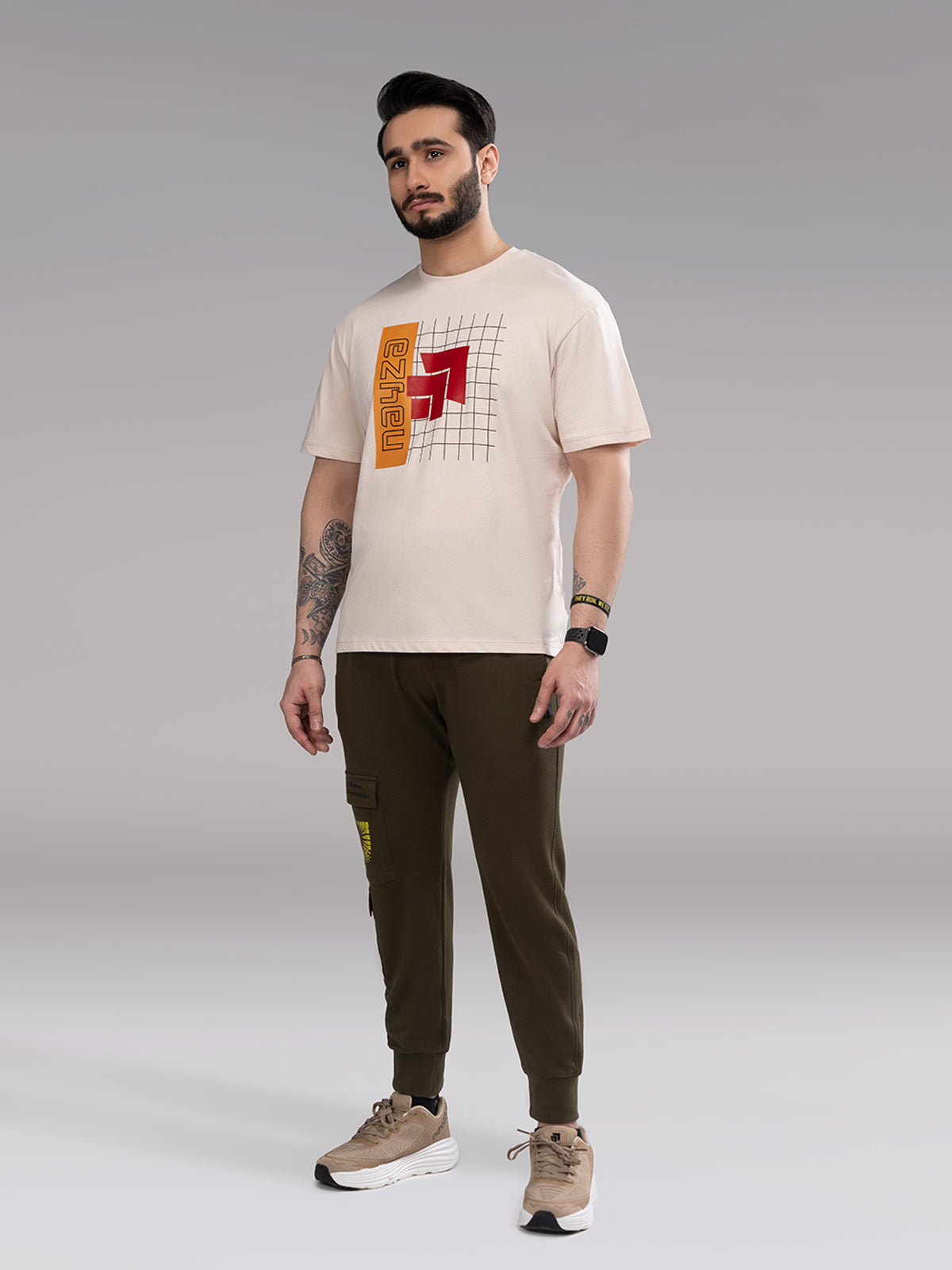 BEIGE