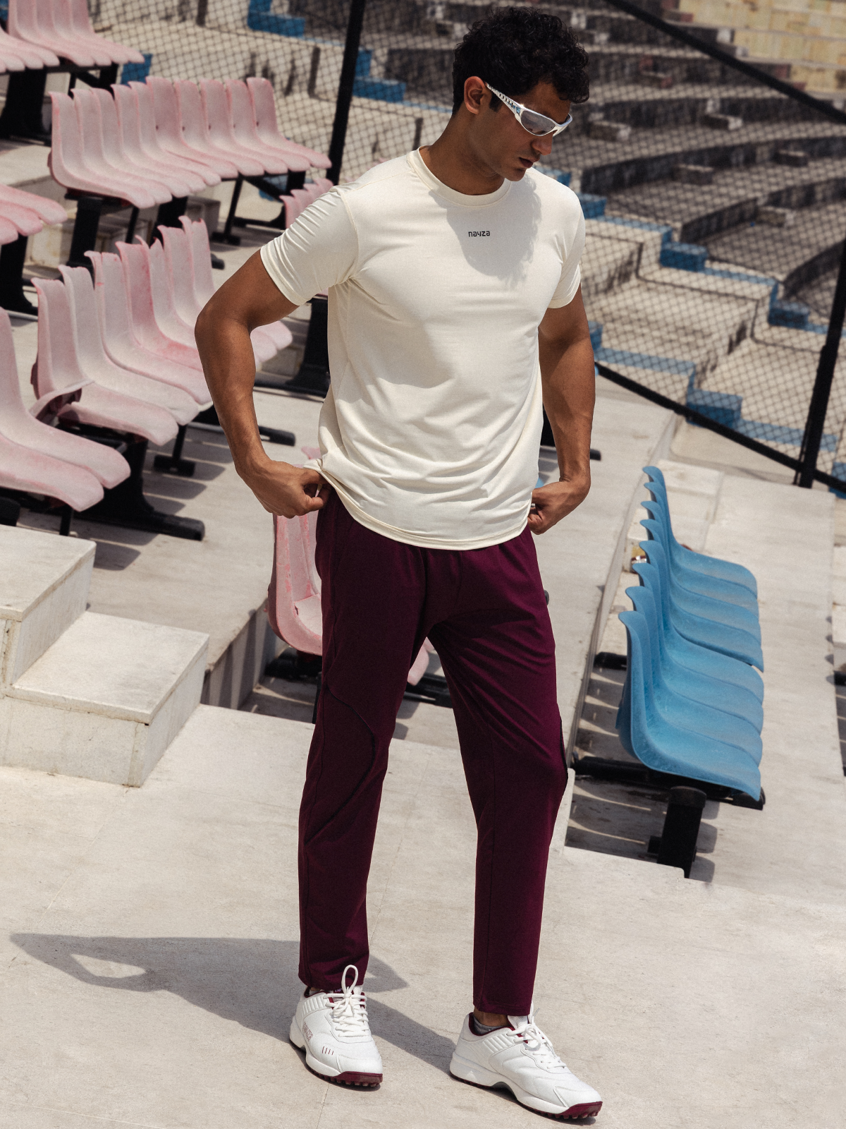 MAROON